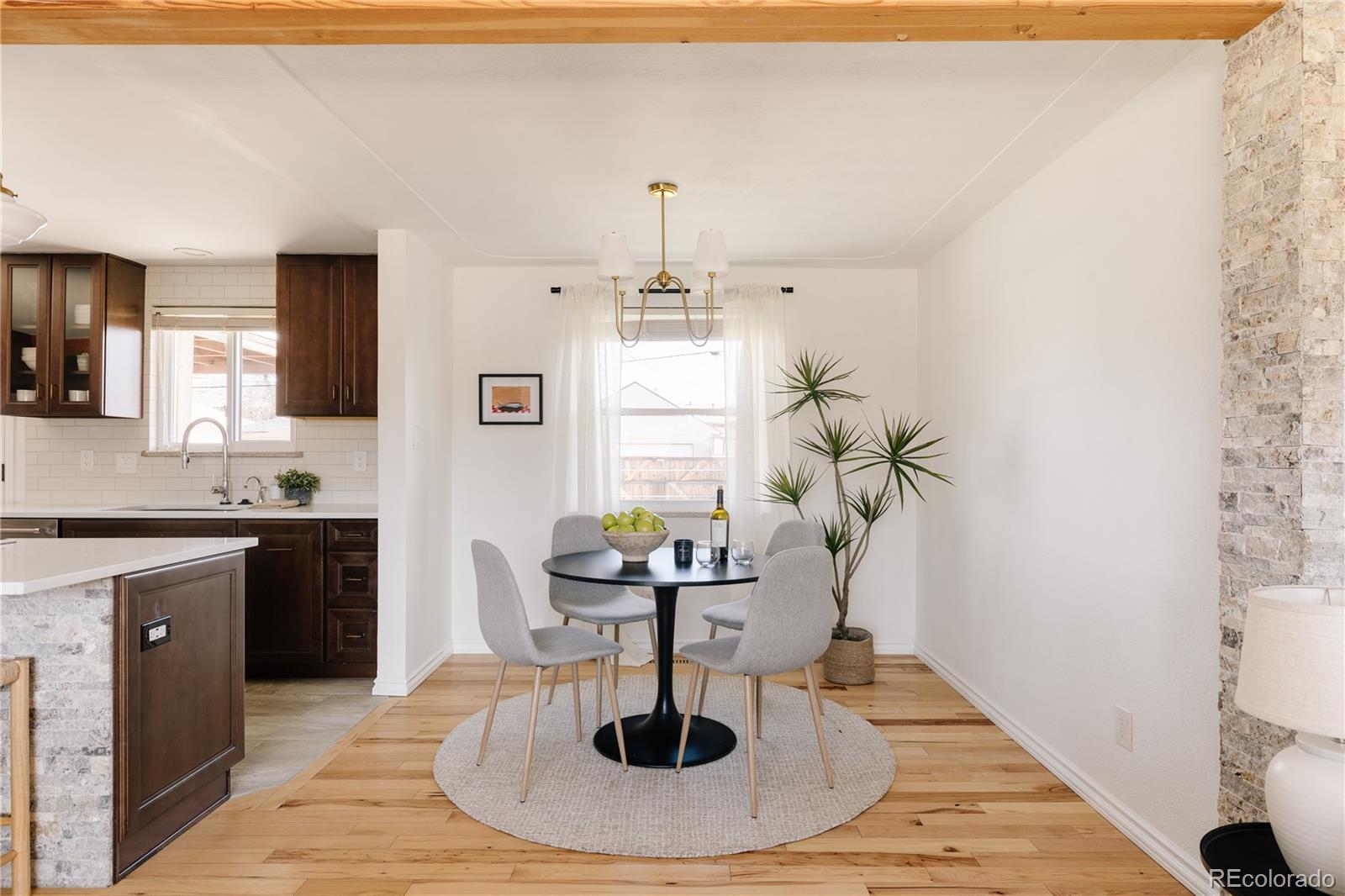 MLS Image #5 for 2826  hudson street,denver, Colorado