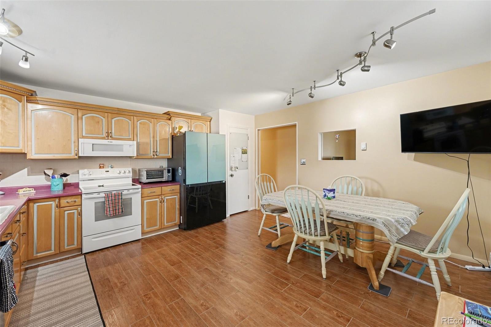 MLS Image #4 for 1118  mobile street,aurora, Colorado