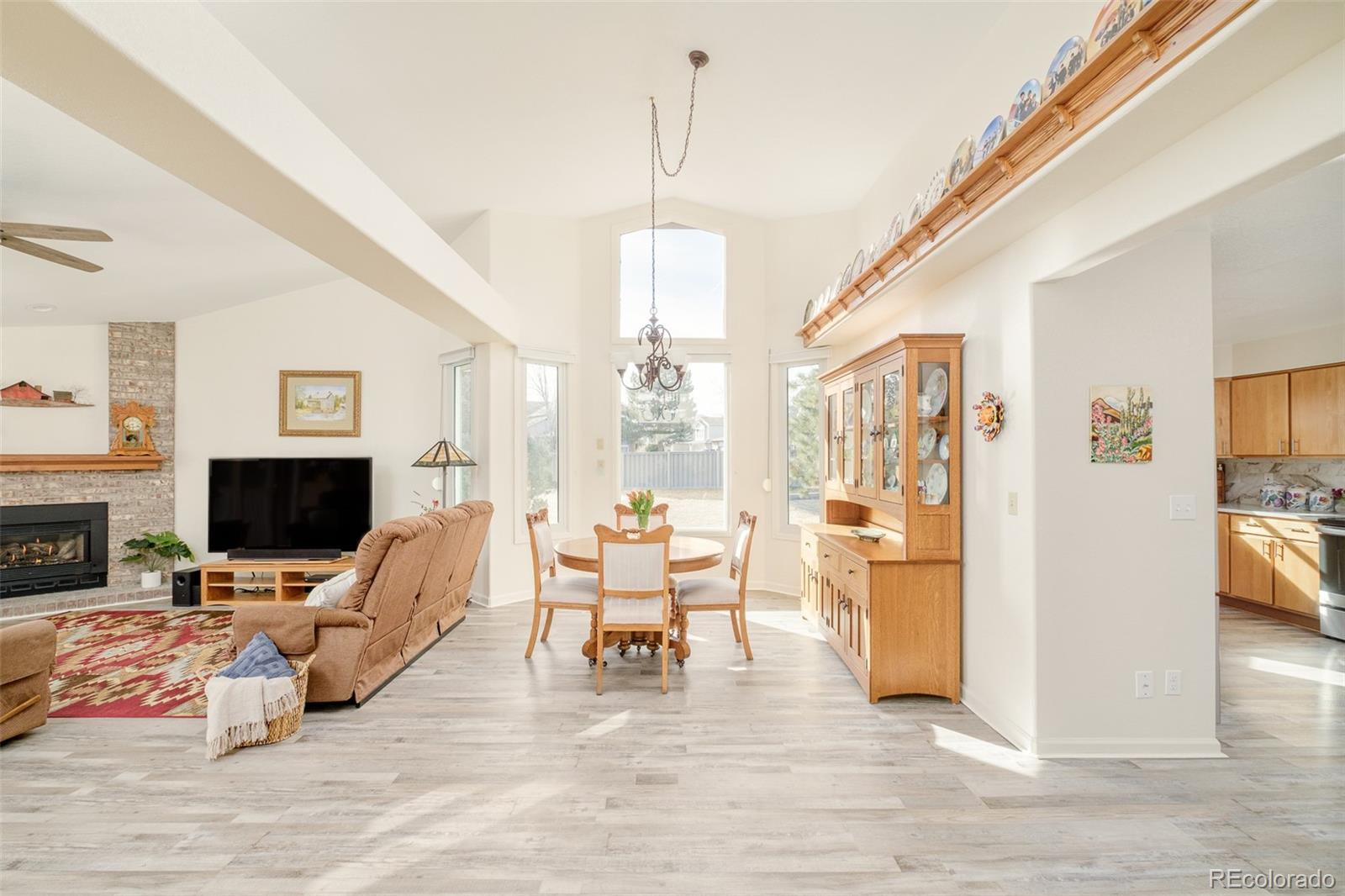 MLS Image #4 for 9670 w la salle avenue,lakewood, Colorado