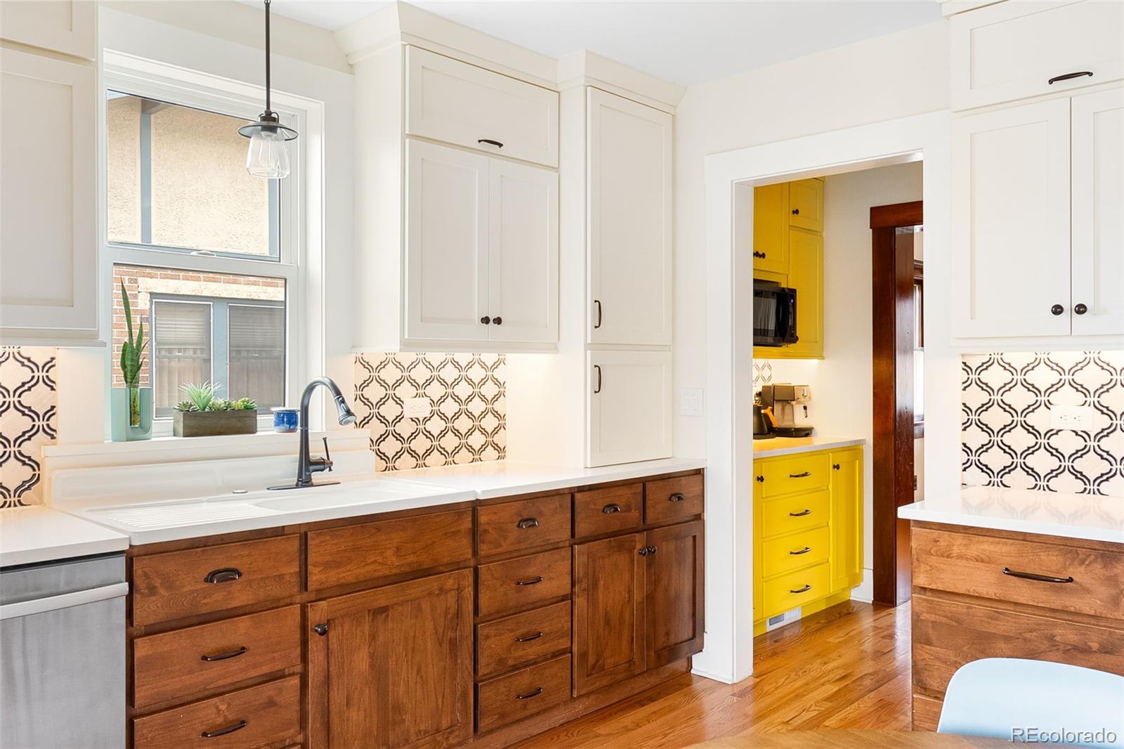 MLS Image #19 for 1959 s washington street,denver, Colorado