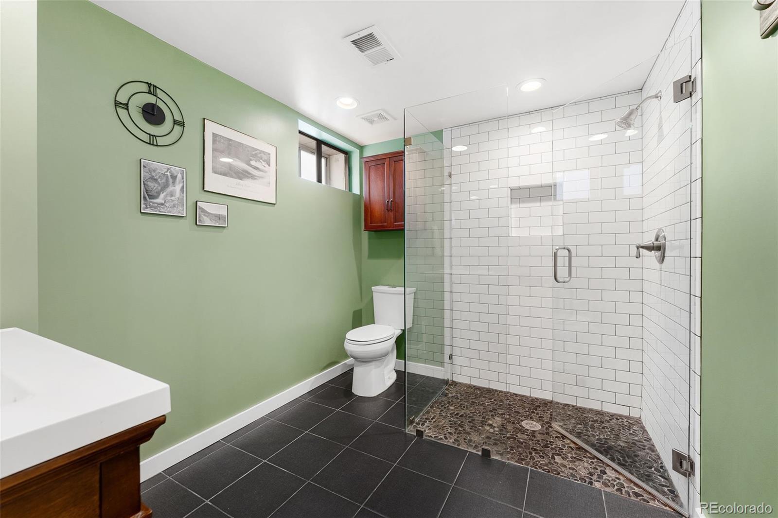 MLS Image #40 for 1959 s washington street,denver, Colorado