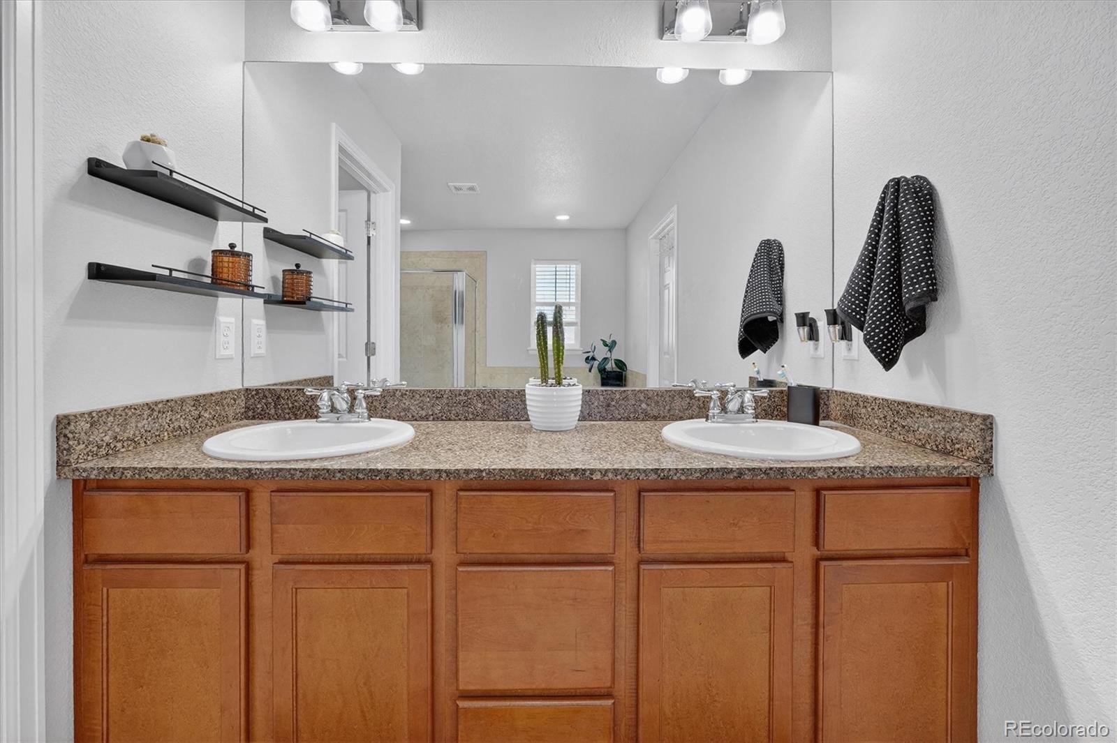 MLS Image #37 for 19472 e 63rd drive,aurora, Colorado