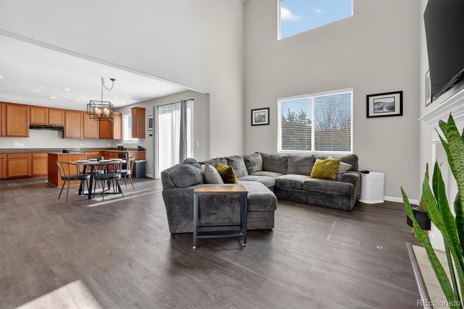 MLS Image #8 for 19472 e 63rd drive,aurora, Colorado