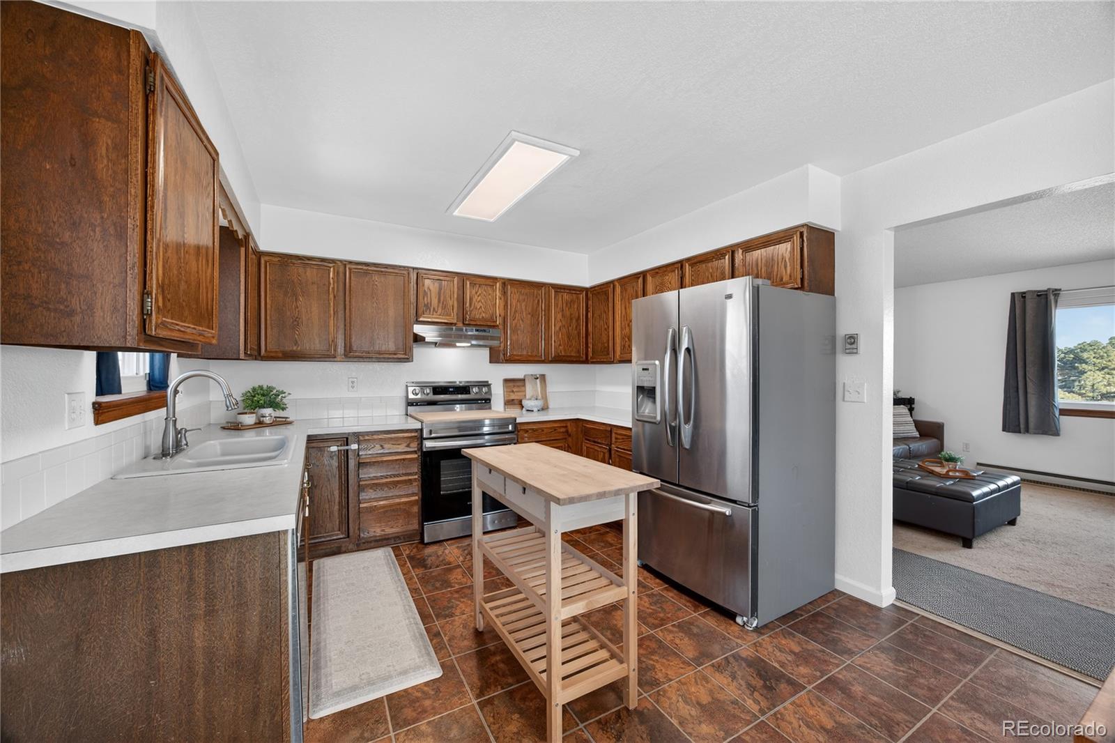 MLS Image #6 for 37713  clover drive,elizabeth, Colorado