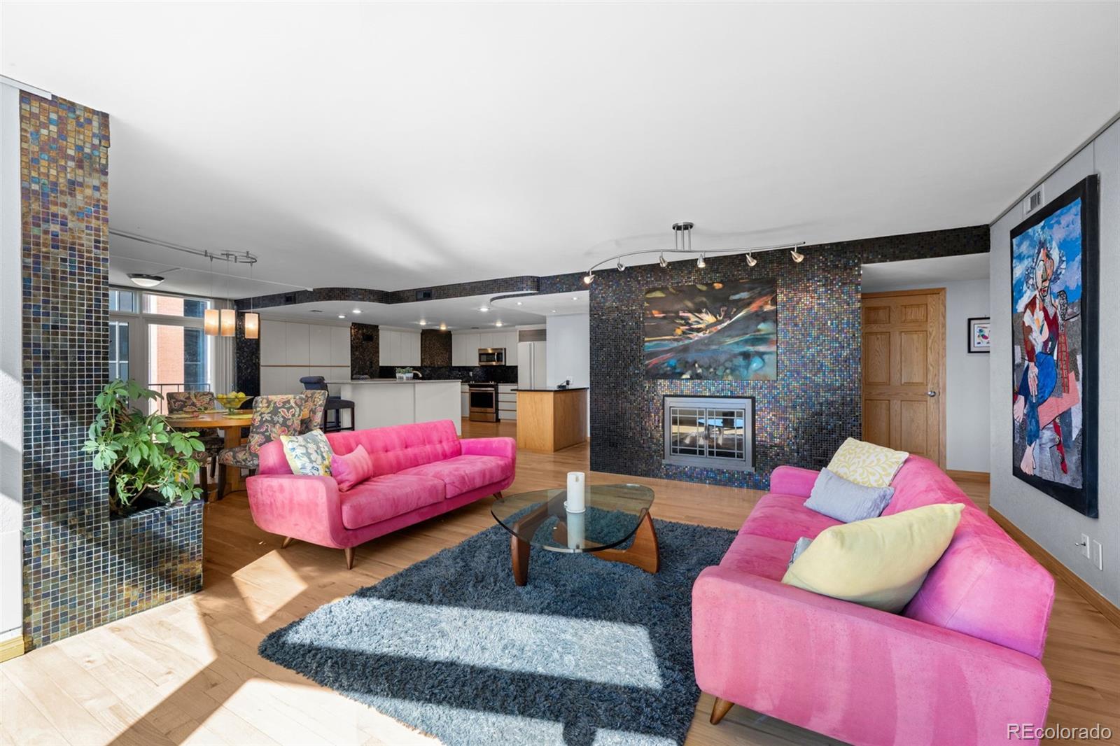 MLS Image #16 for 1777  larimer street 1410,denver, Colorado