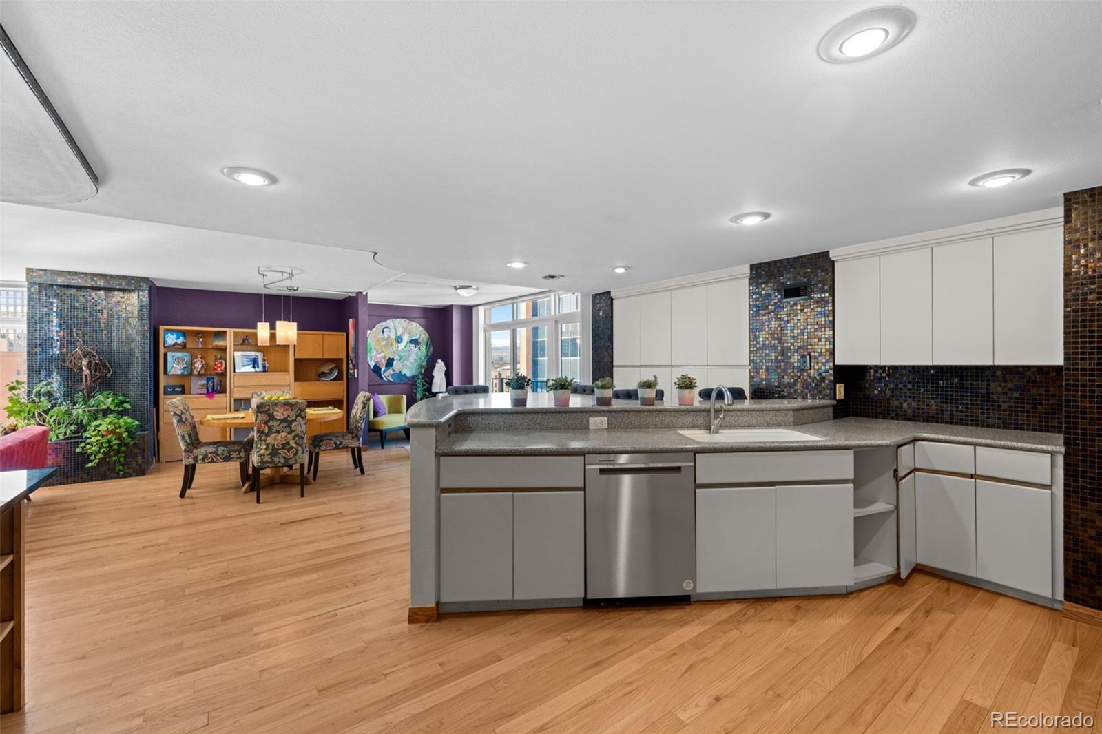 MLS Image #2 for 1777  larimer street 1410,denver, Colorado