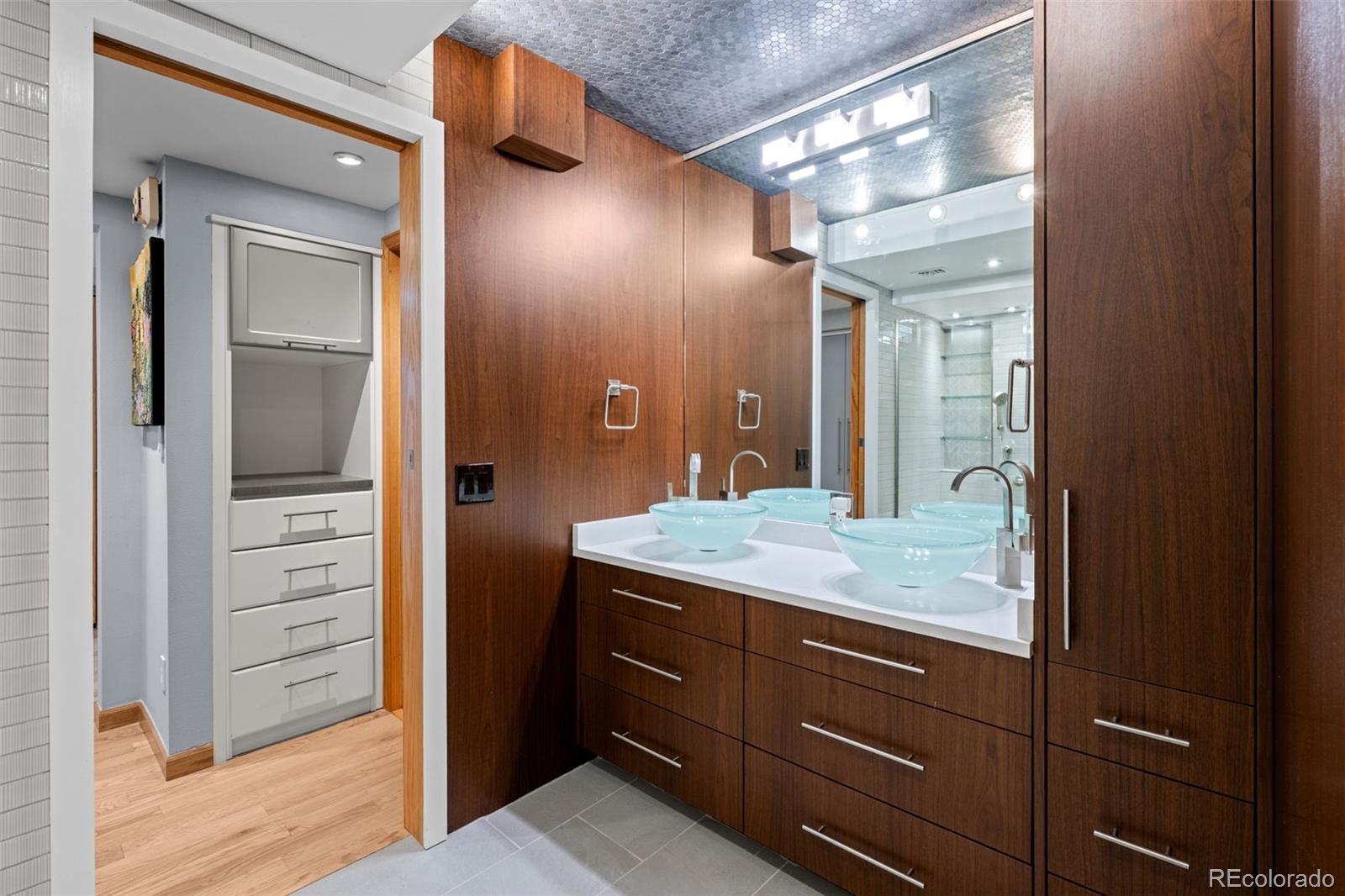 MLS Image #26 for 1777  larimer street 1410,denver, Colorado