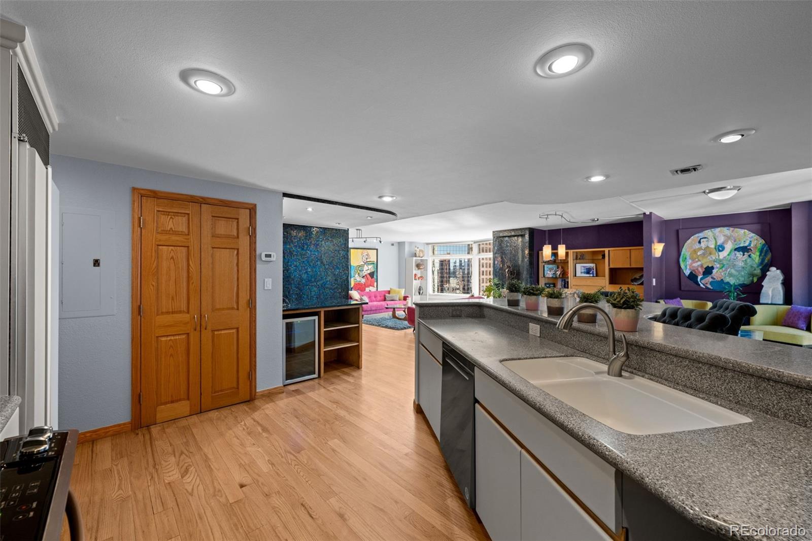 MLS Image #6 for 1777  larimer street 1410,denver, Colorado
