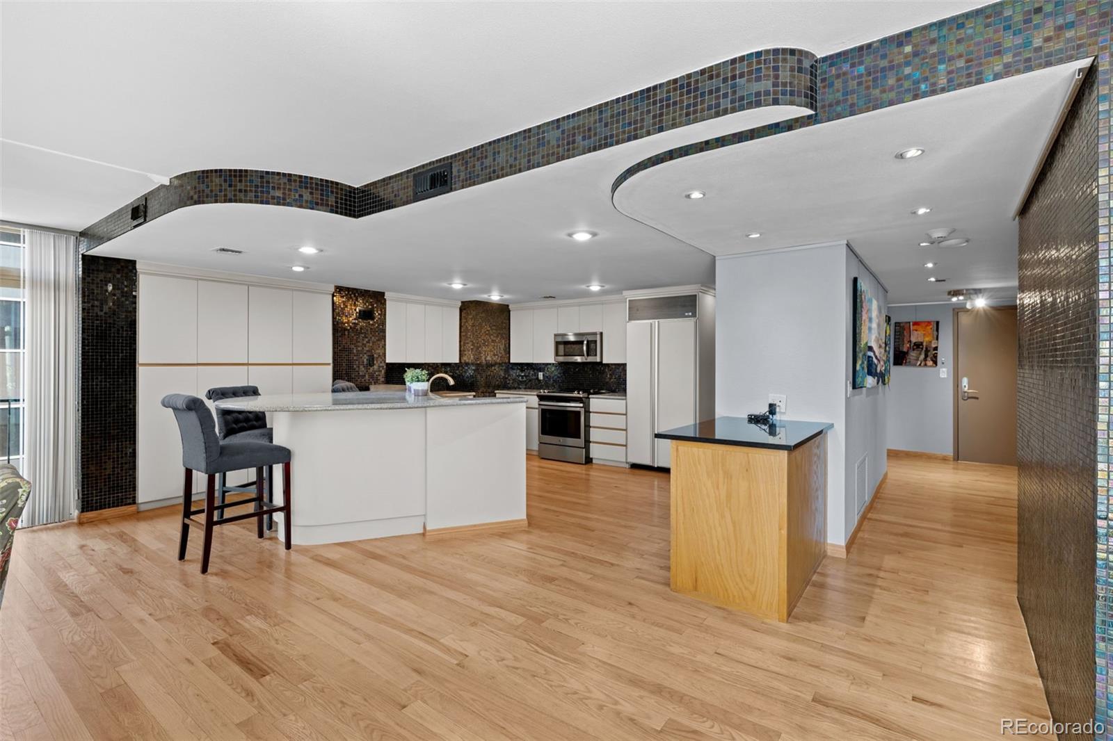 MLS Image #7 for 1777  larimer street 1410,denver, Colorado