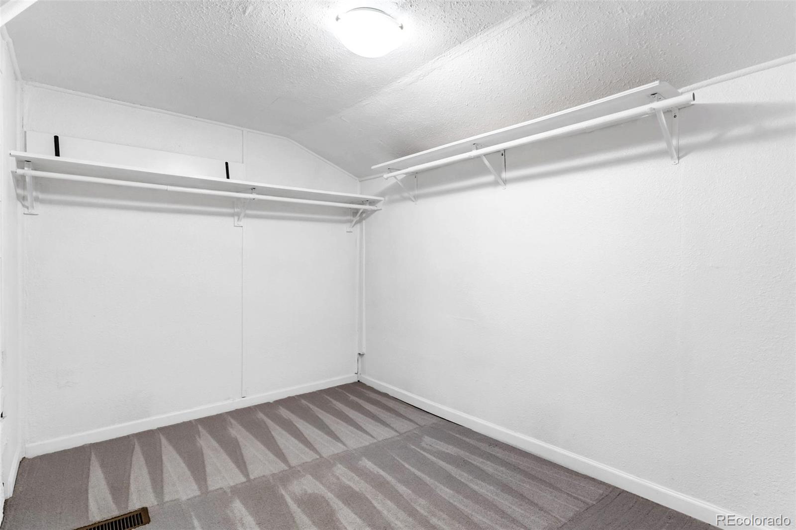 MLS Image #10 for 3726 n high street,denver, Colorado
