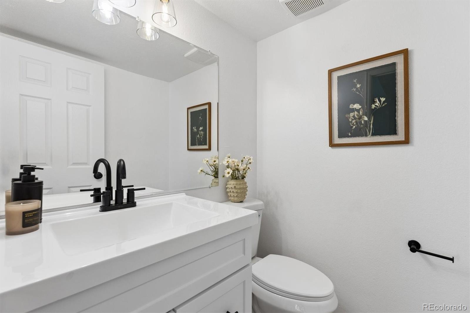 MLS Image #11 for 14524 e 13th avenue ,aurora, Colorado
