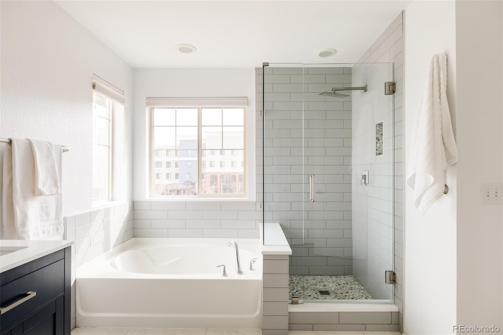 MLS Image #15 for 8072 e 49th place,denver, Colorado