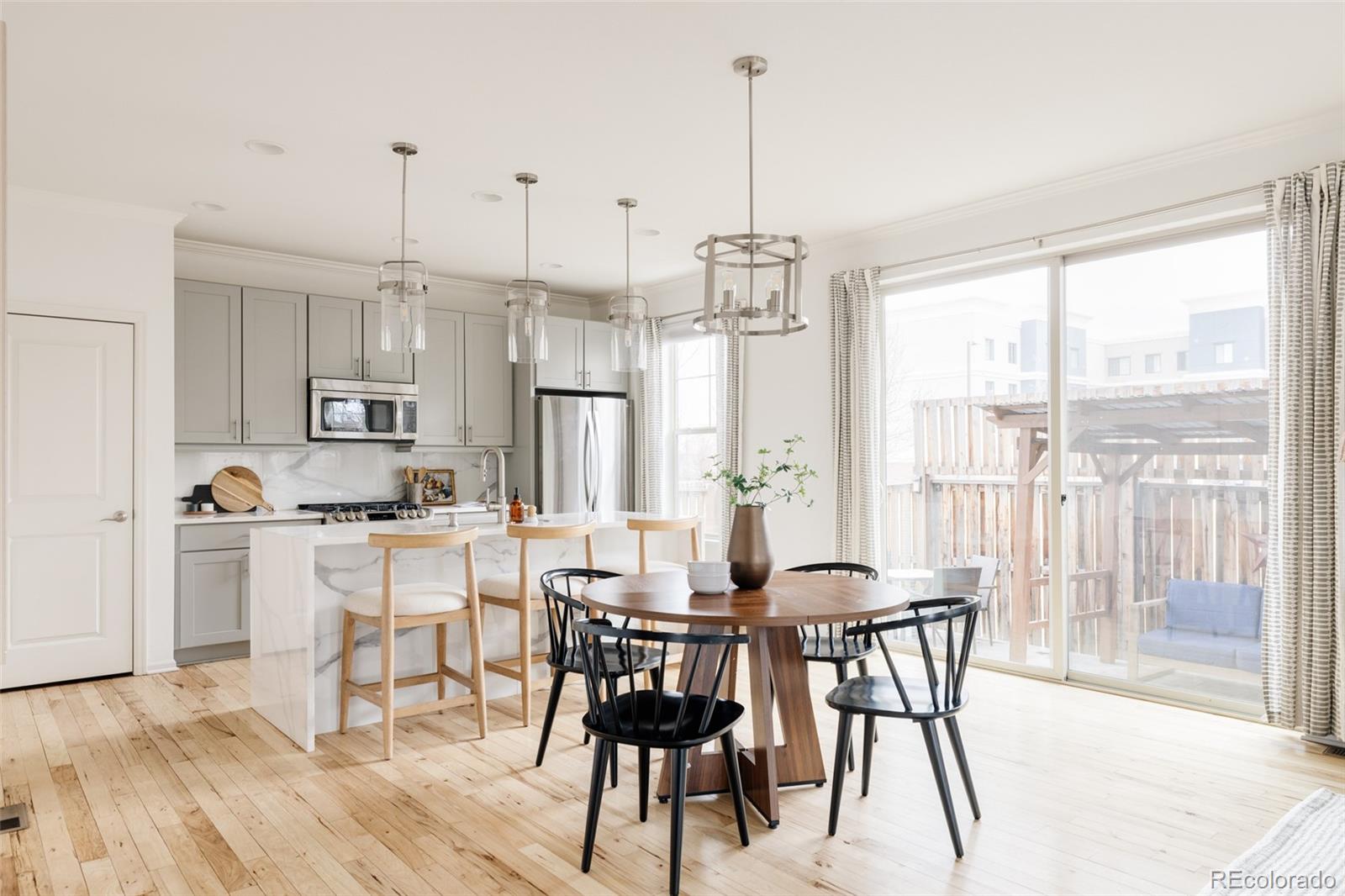 MLS Image #5 for 8072 e 49th place,denver, Colorado