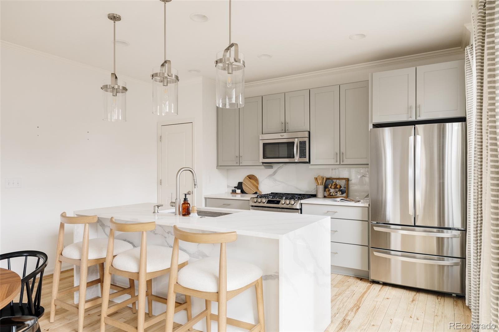 MLS Image #7 for 8072 e 49th place,denver, Colorado