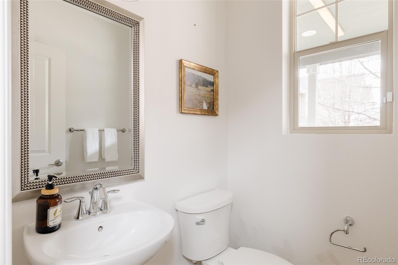 MLS Image #9 for 8072 e 49th place,denver, Colorado