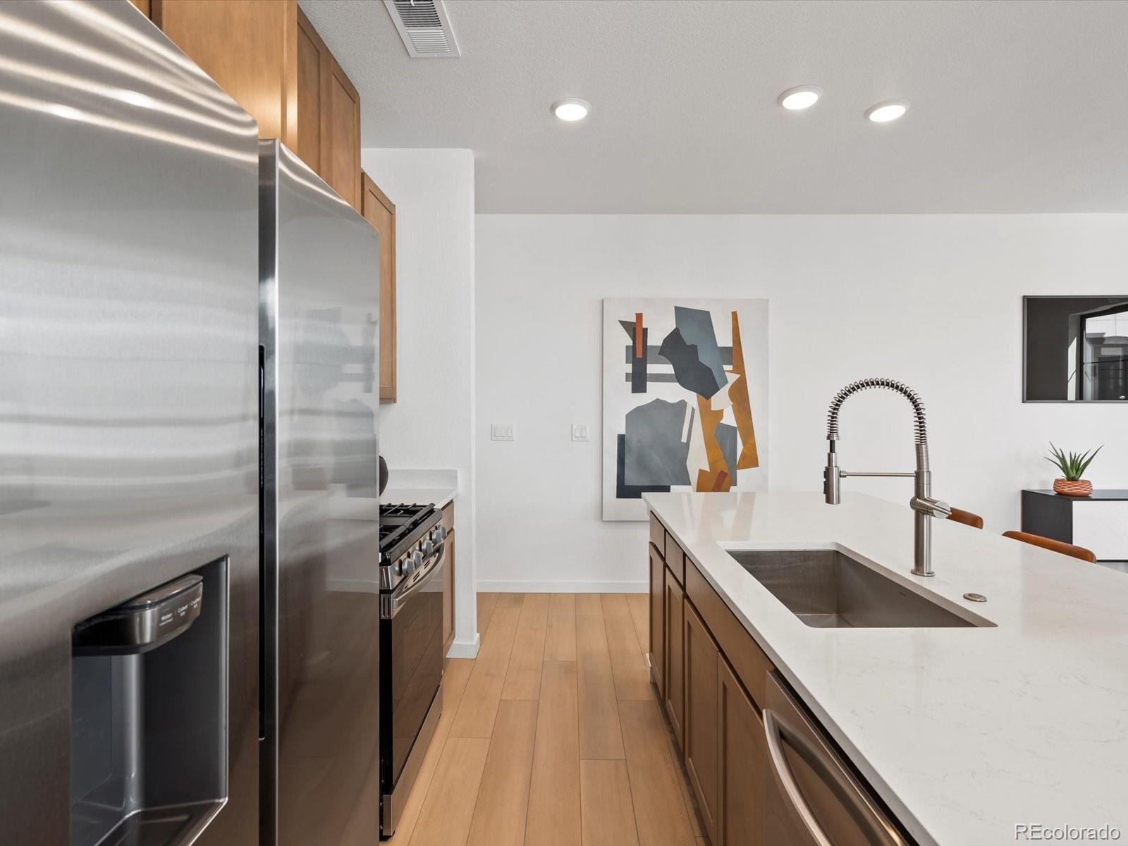 MLS Image #8 for 2060 s holly street 4,denver, Colorado