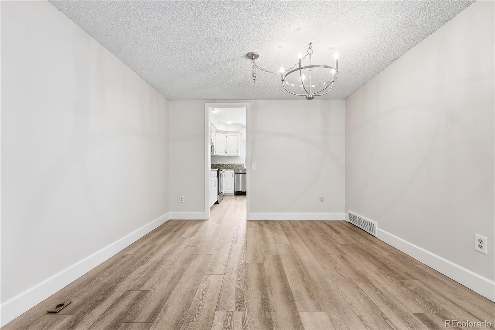 MLS Image #12 for 8328 e phillips place,centennial, Colorado
