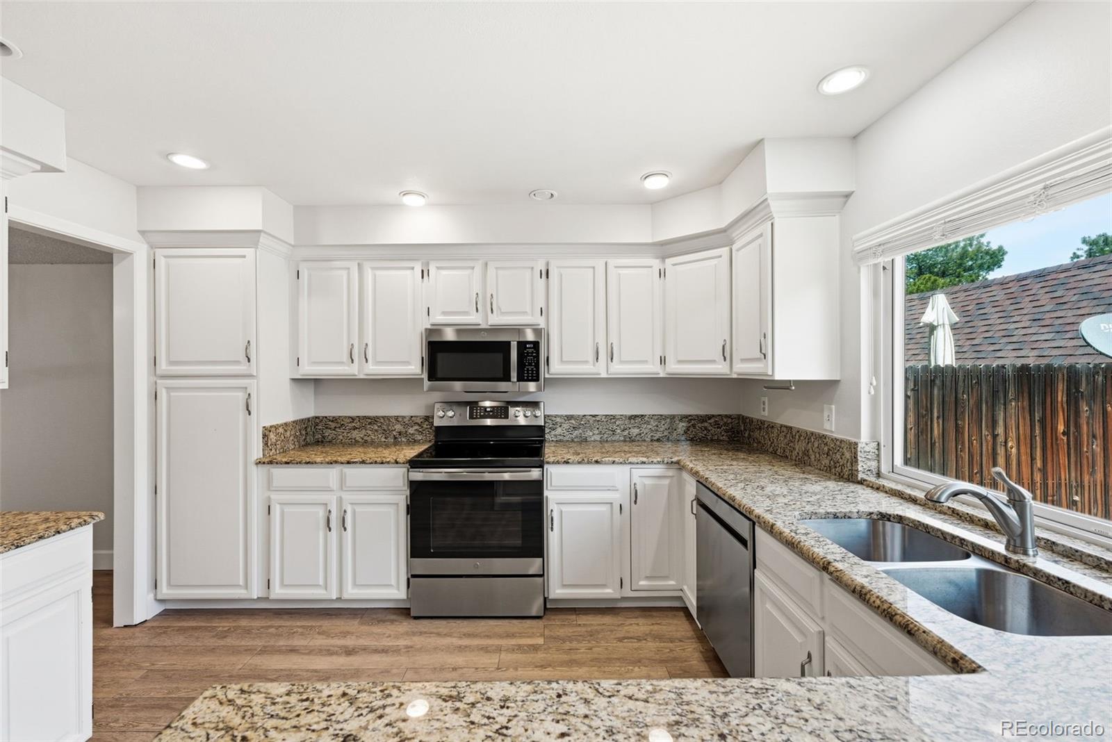 MLS Image #17 for 8328 e phillips place,centennial, Colorado