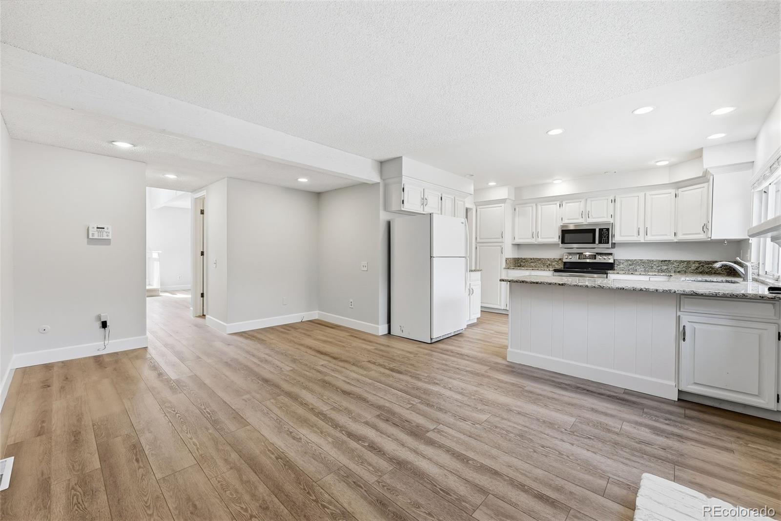 MLS Image #20 for 8328 e phillips place,centennial, Colorado