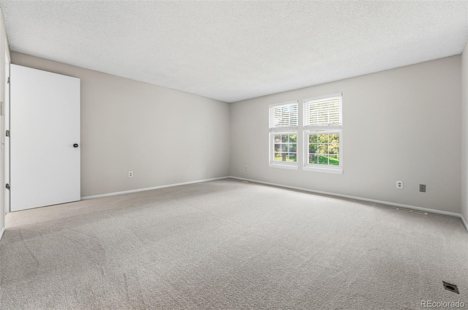 MLS Image #30 for 8328 e phillips place,centennial, Colorado