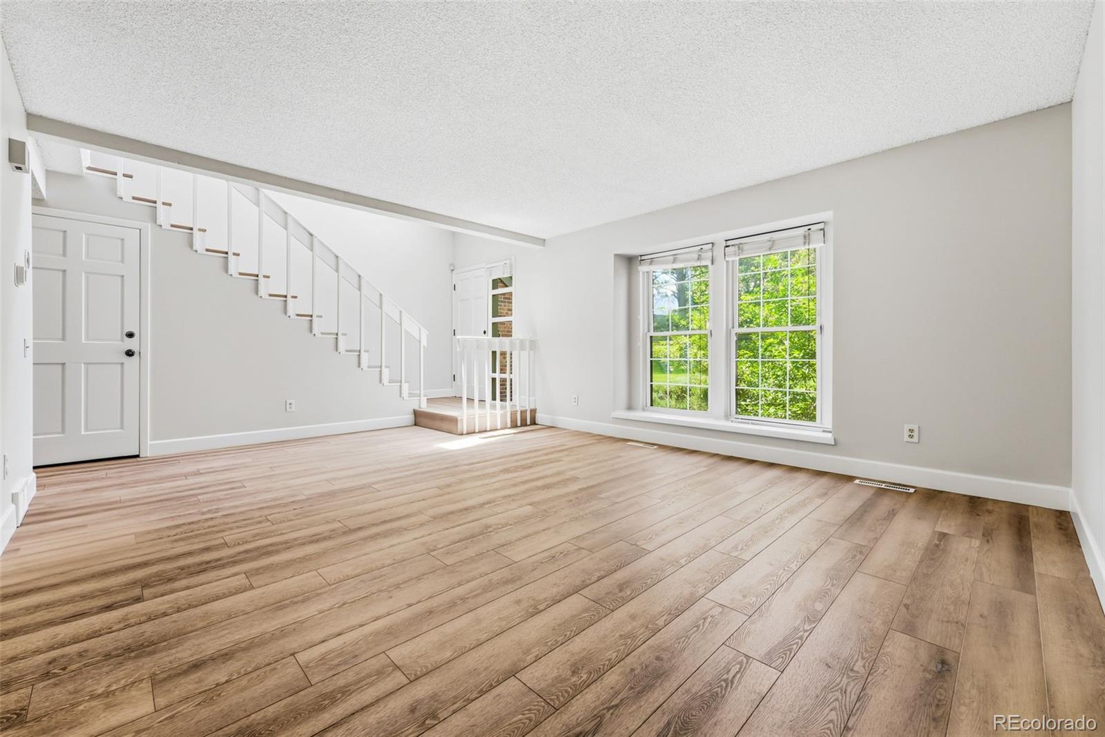MLS Image #9 for 8328 e phillips place,centennial, Colorado