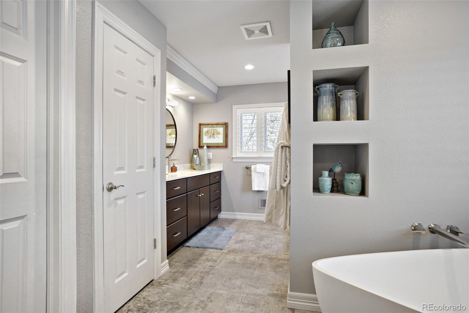 MLS Image #13 for 3875 e wesley avenue,denver, Colorado