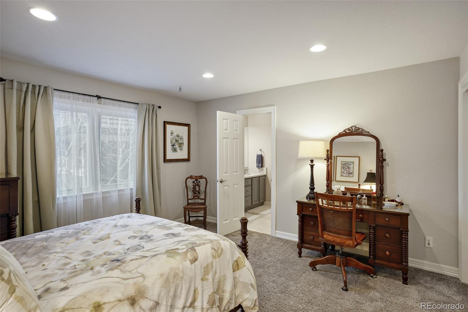 MLS Image #16 for 3875 e wesley avenue,denver, Colorado