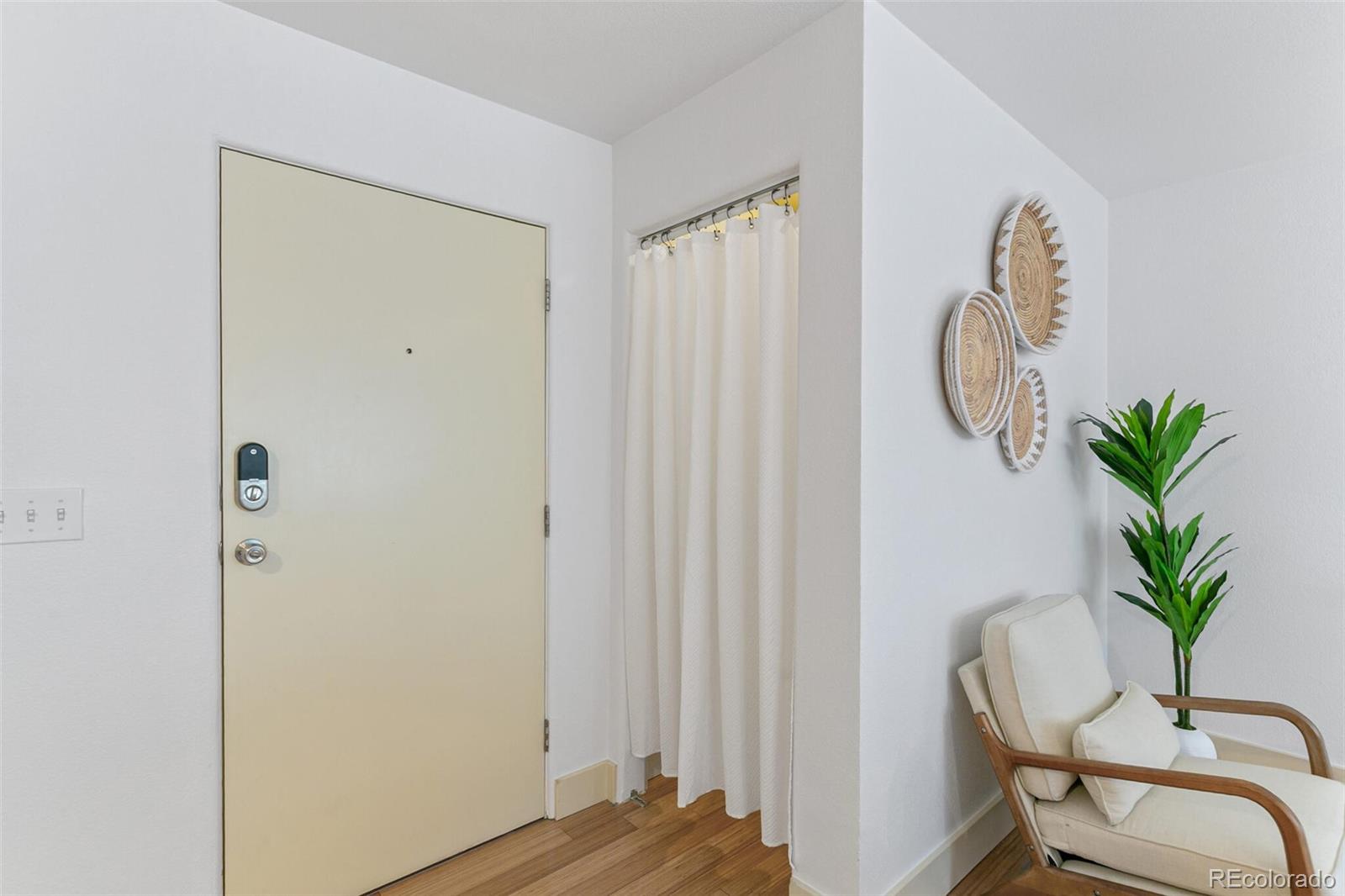 MLS Image #20 for 3420  tennyson street 104,denver, Colorado