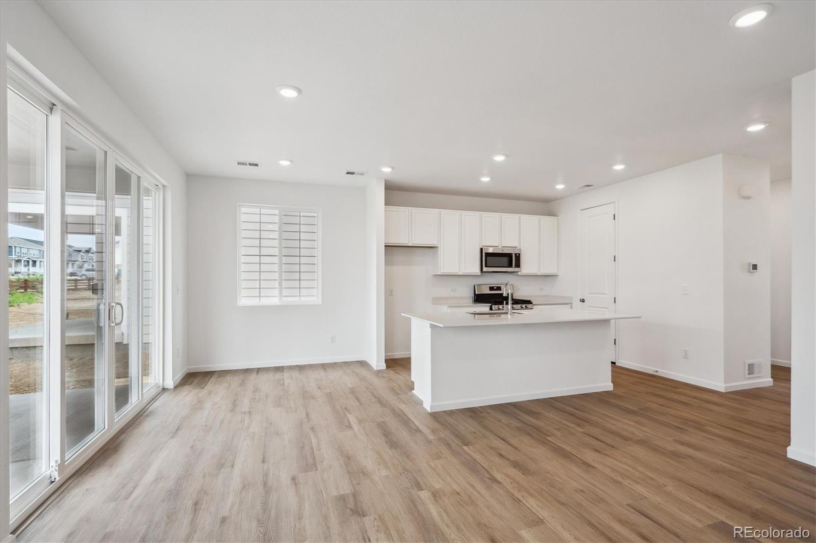 MLS Image #3 for 580  douglas fir place,johnstown, Colorado