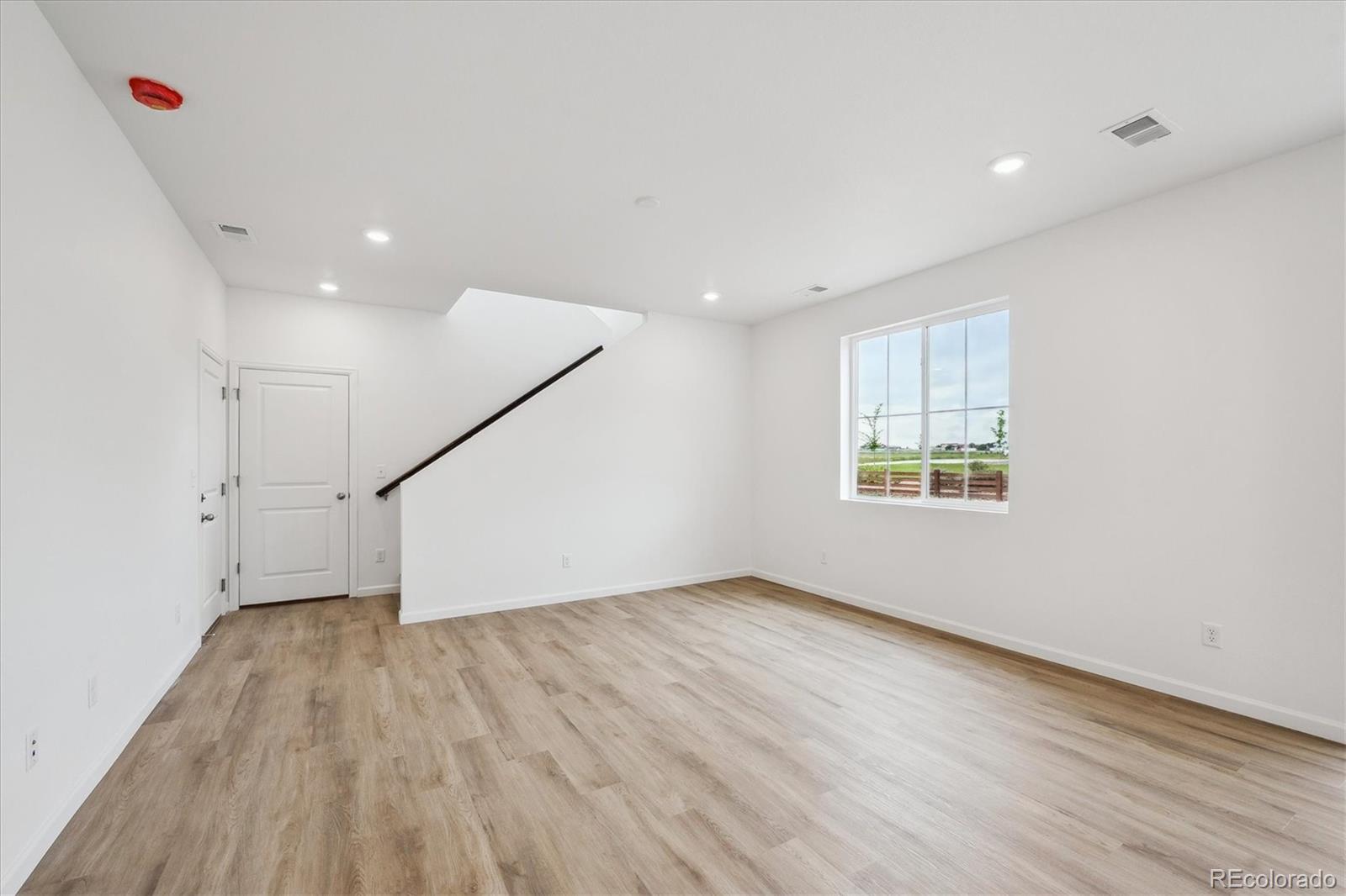 MLS Image #7 for 580  douglas fir place,johnstown, Colorado