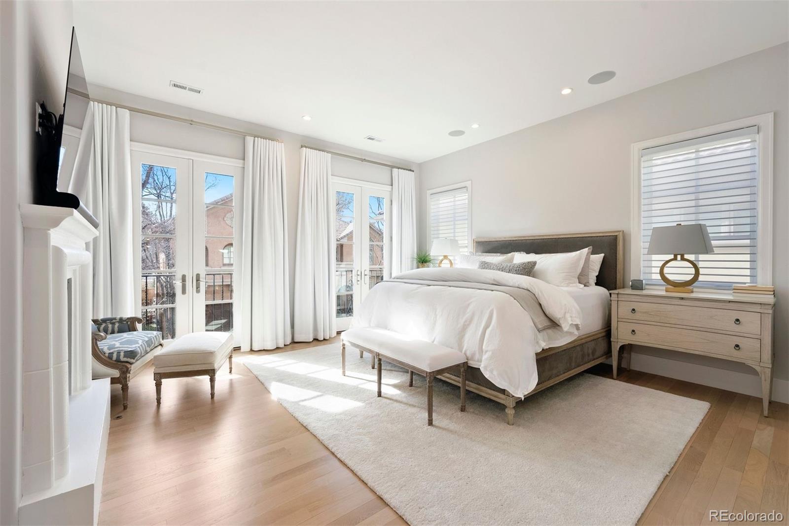 MLS Image #24 for 100 s university boulevard,denver, Colorado