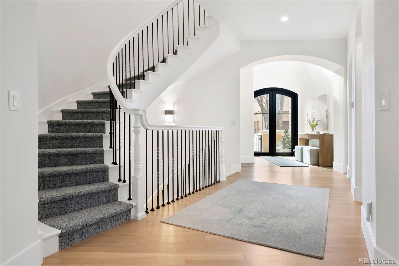 MLS Image #3 for 100 s university boulevard,denver, Colorado