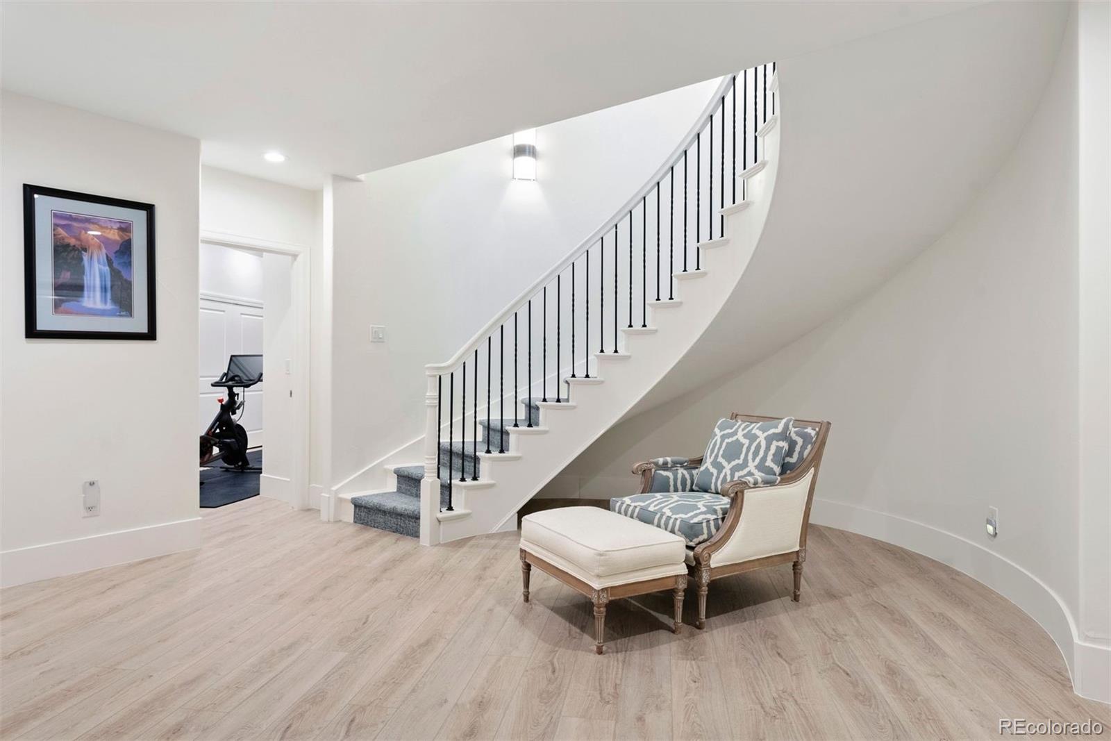 MLS Image #36 for 100 s university boulevard,denver, Colorado