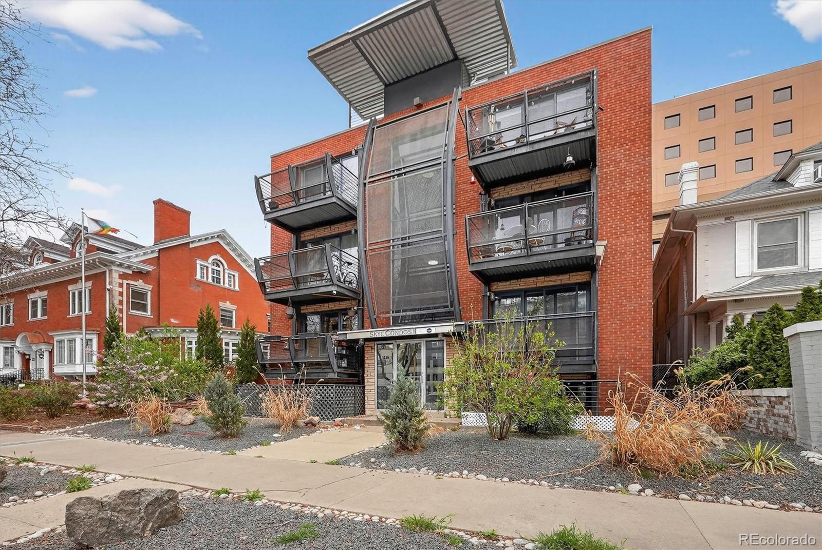 MLS Image #7 for 1336 n logan street 401,denver, Colorado