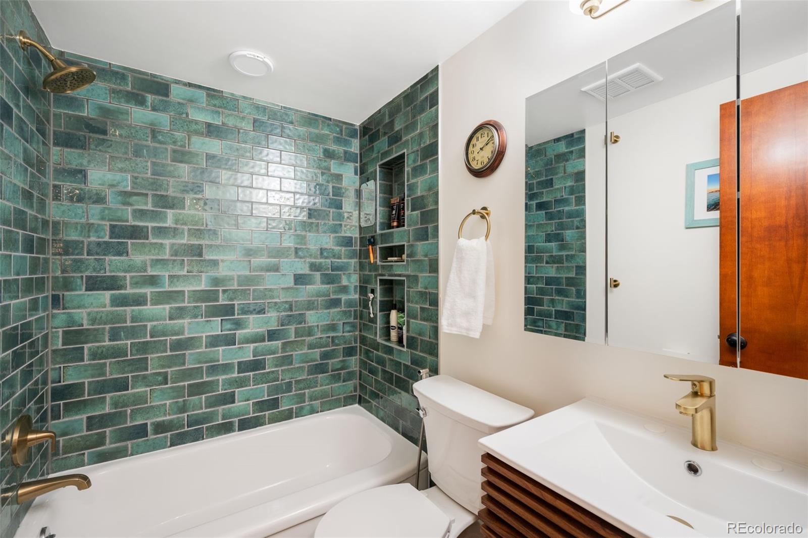 MLS Image #1 for 1175 n emerson street 211,denver, Colorado