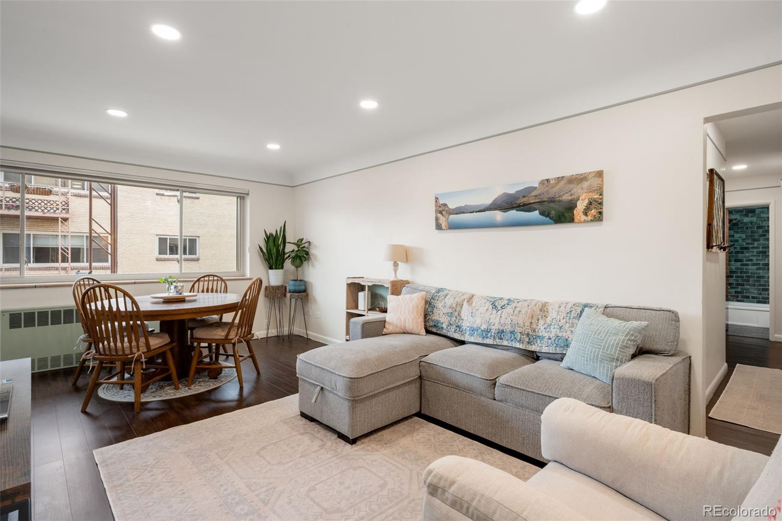 MLS Image #18 for 1175 n emerson street 211,denver, Colorado