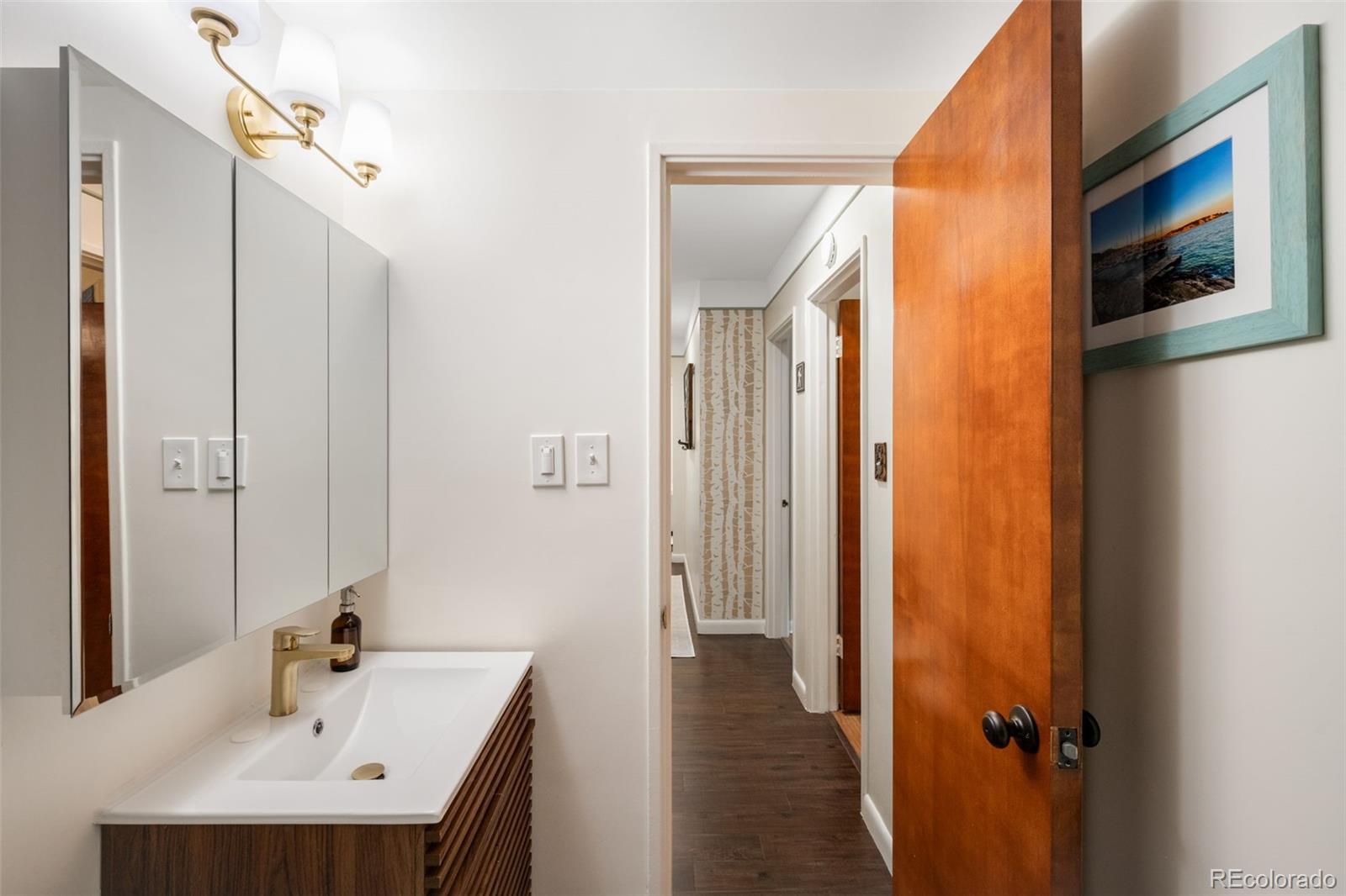 MLS Image #23 for 1175 n emerson street 211,denver, Colorado