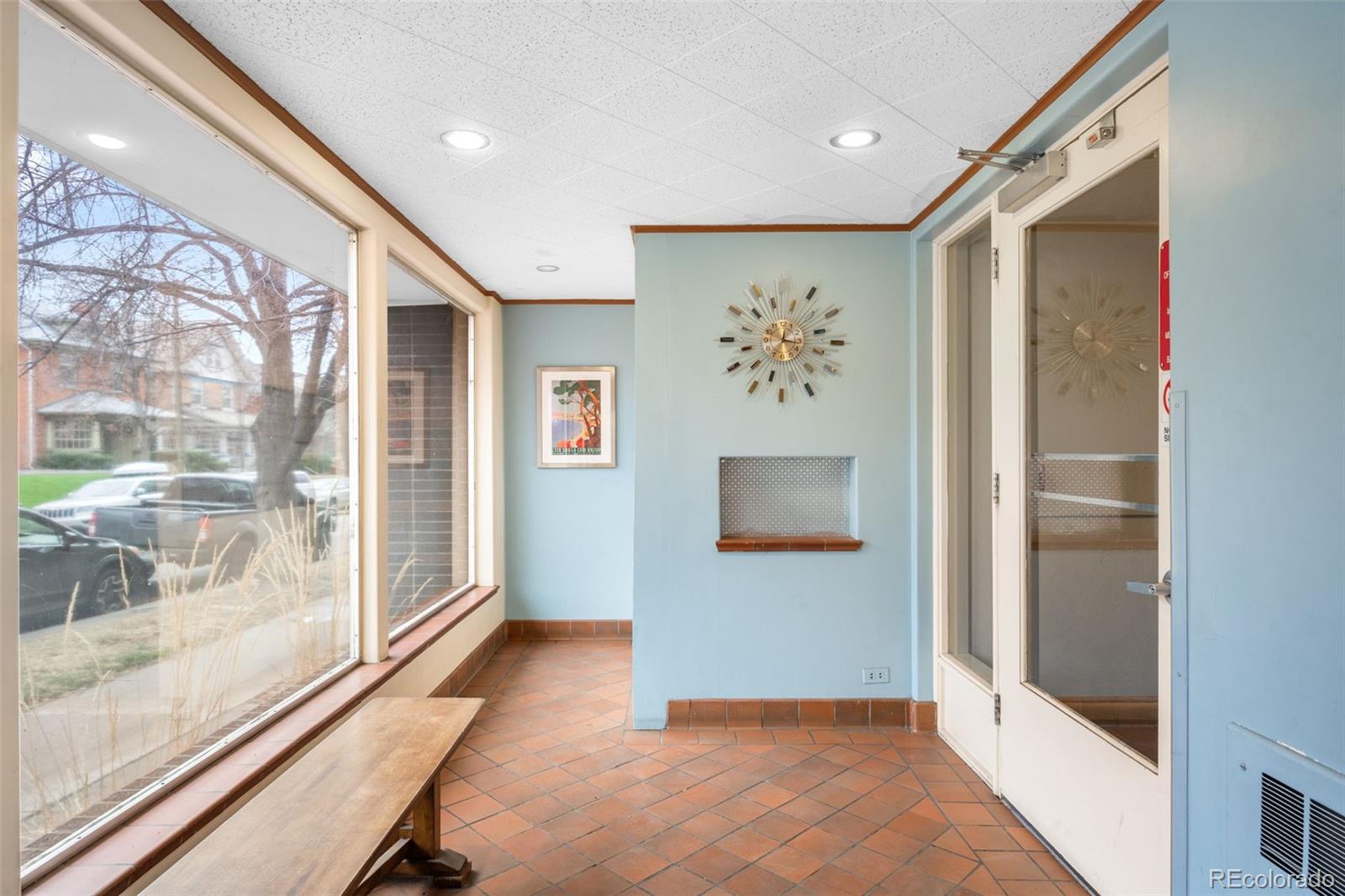 MLS Image #8 for 1175 n emerson street 211,denver, Colorado