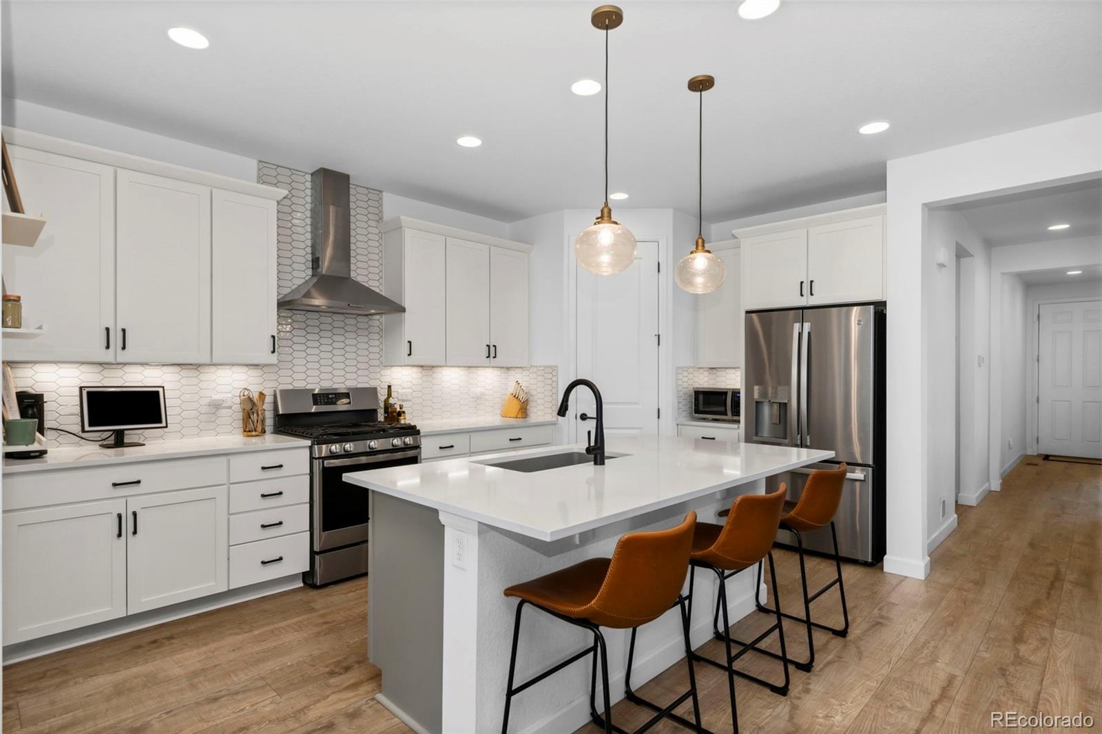 MLS Image #4 for 5642  shadow creek court,windsor, Colorado