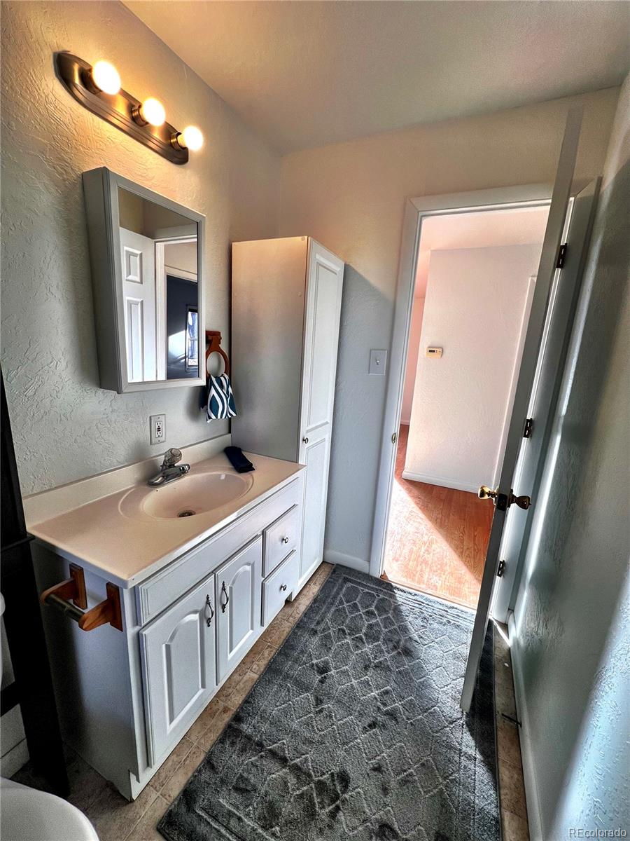 MLS Image #8 for 480  f avenue,limon, Colorado