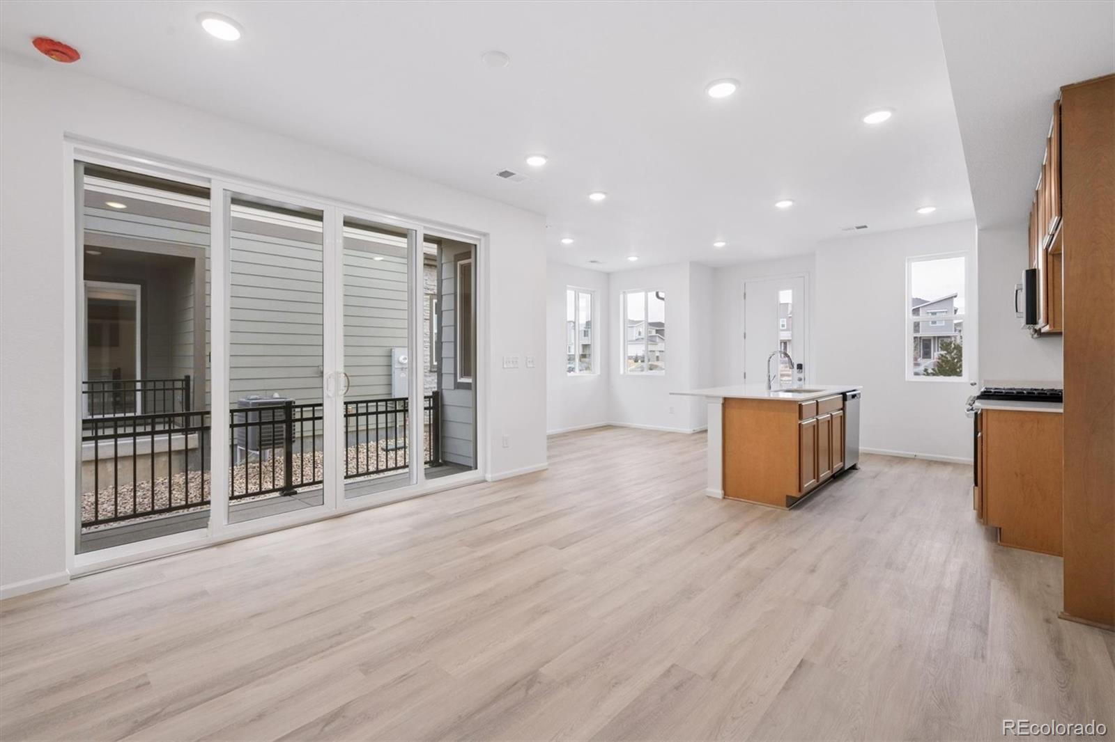 MLS Image #6 for 17205 e alameda parkway,aurora, Colorado