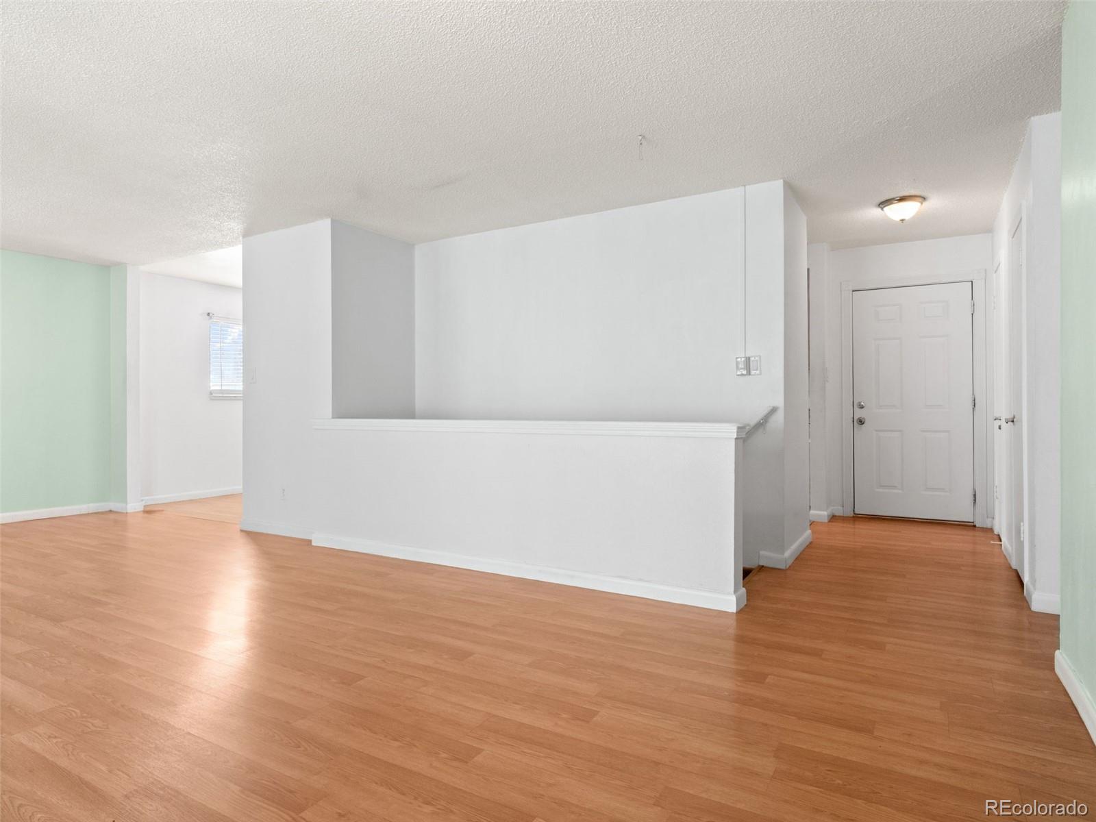 MLS Image #5 for 418 s wheeling way,aurora, Colorado