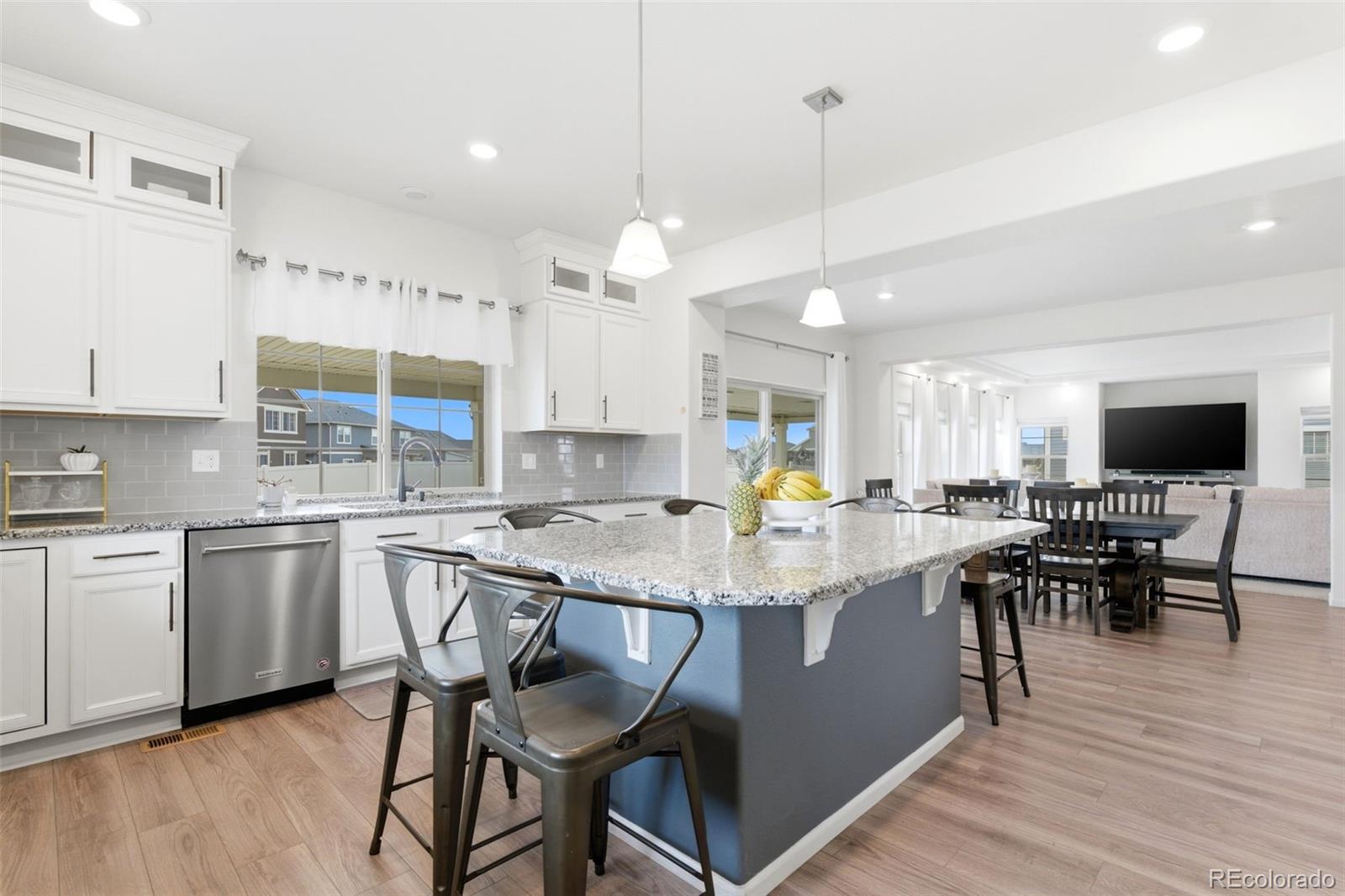 MLS Image #11 for 20800 e beekman place,denver, Colorado