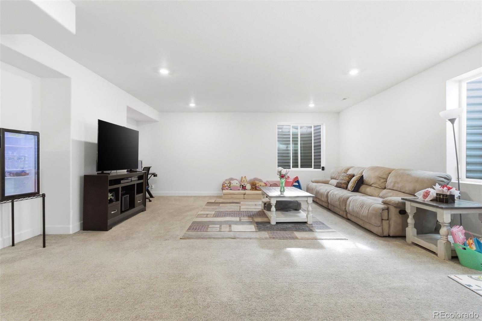 MLS Image #37 for 20800 e beekman place,denver, Colorado