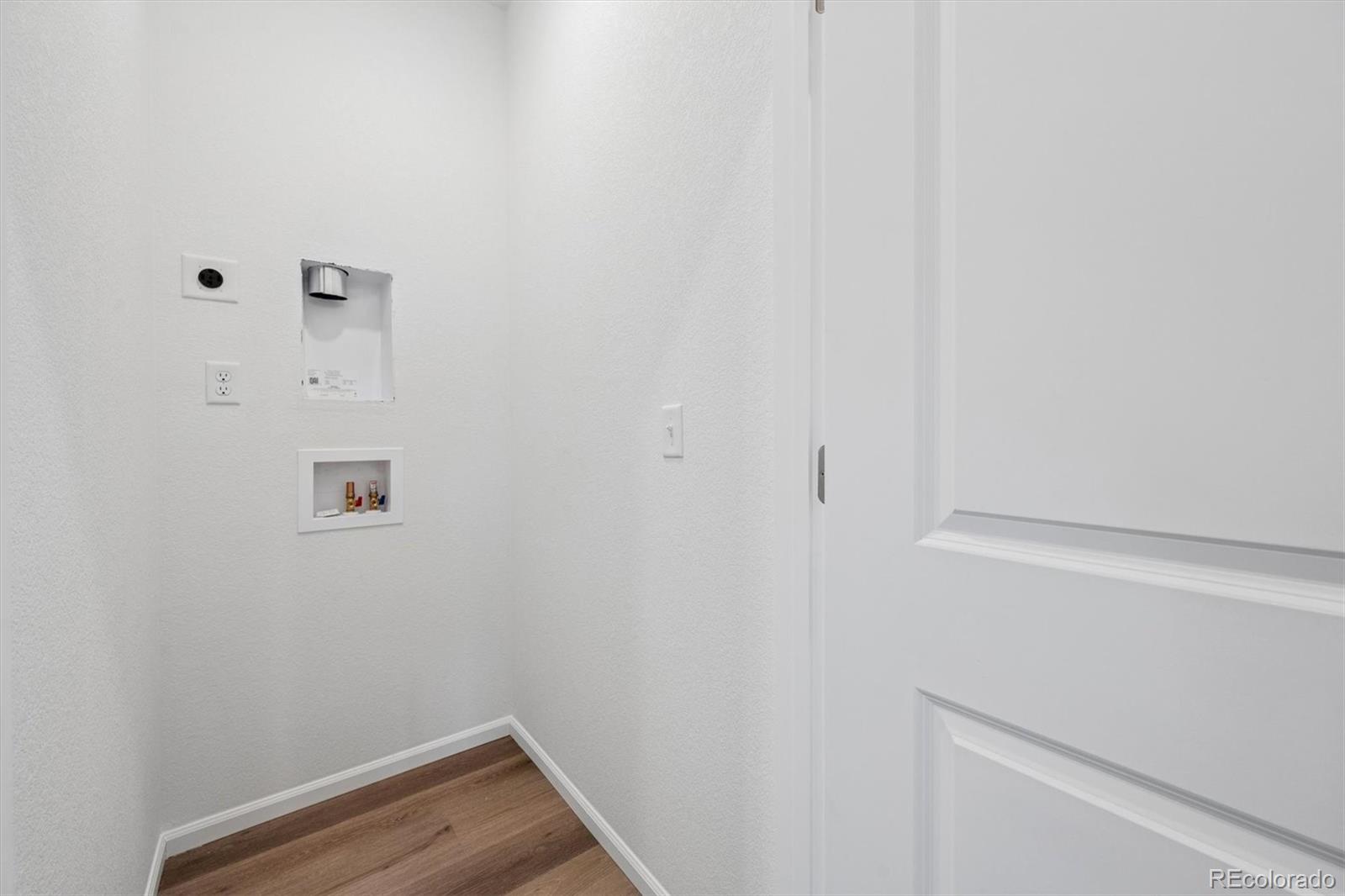 MLS Image #12 for 17215 e alameda parkway,aurora, Colorado