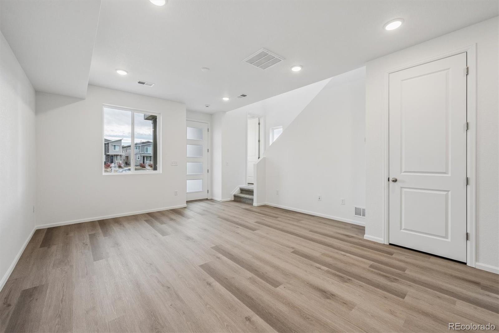 MLS Image #7 for 17215 e alameda parkway,aurora, Colorado