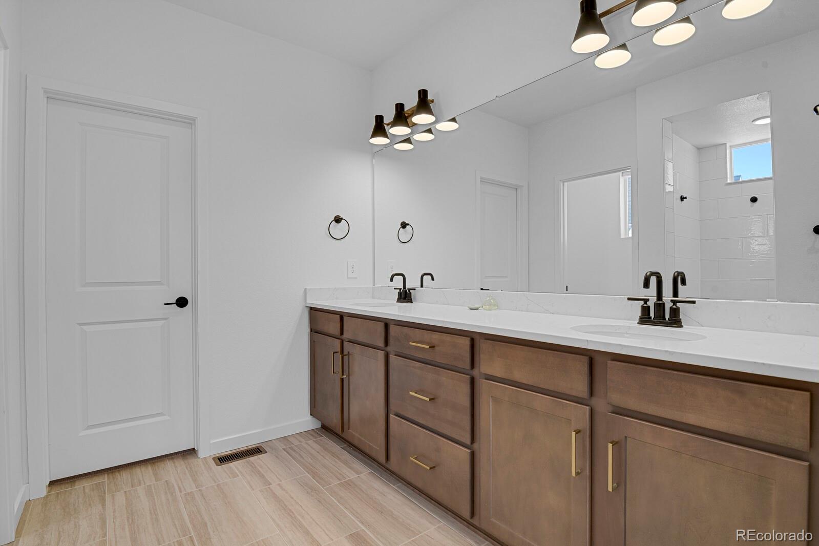 MLS Image #23 for 39638  yorktown terrace,elizabeth, Colorado