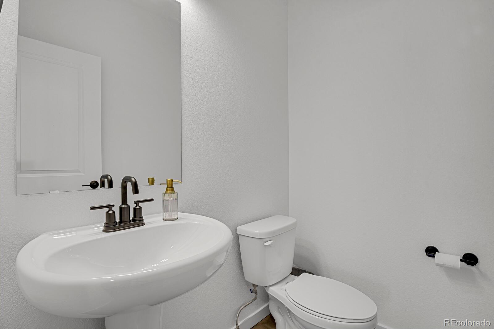 MLS Image #8 for 39638  yorktown terrace,elizabeth, Colorado