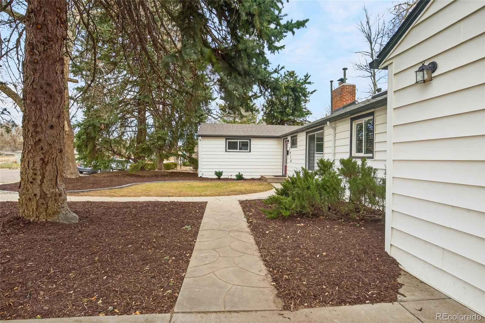 MLS Image #14 for 2916 s downing street,englewood, Colorado