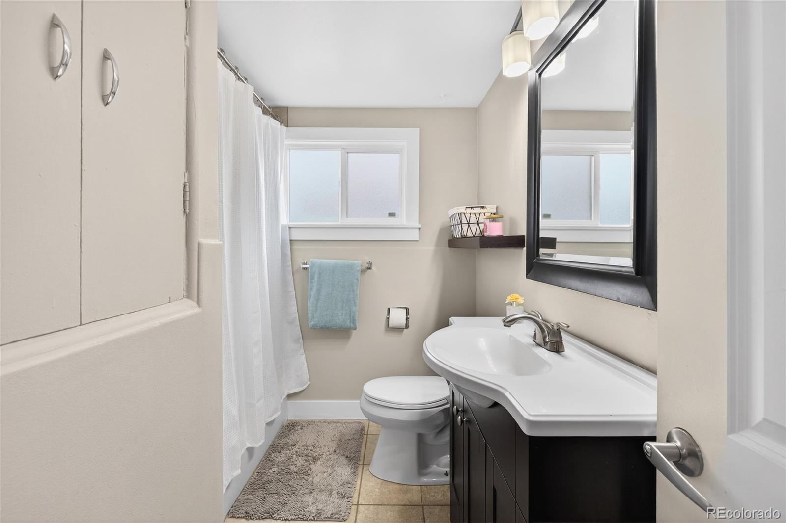 MLS Image #31 for 2916 s downing street,englewood, Colorado